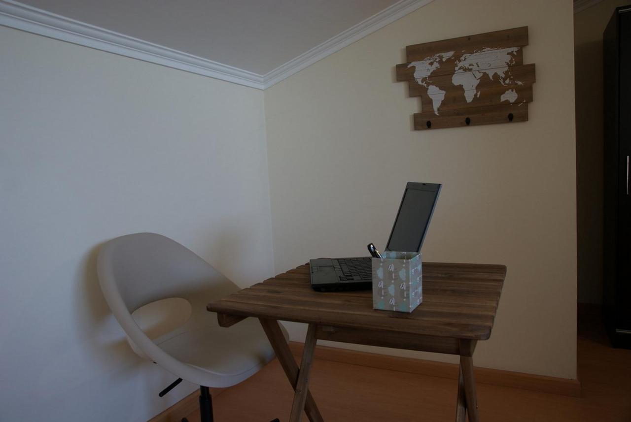 Quartos Confortaveis Em Casa Proximo Ao Mosteiro バターリャ エクステリア 写真