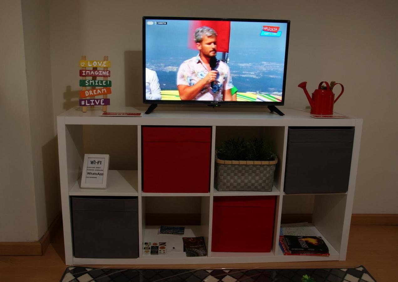 Quartos Confortaveis Em Casa Proximo Ao Mosteiro バターリャ エクステリア 写真