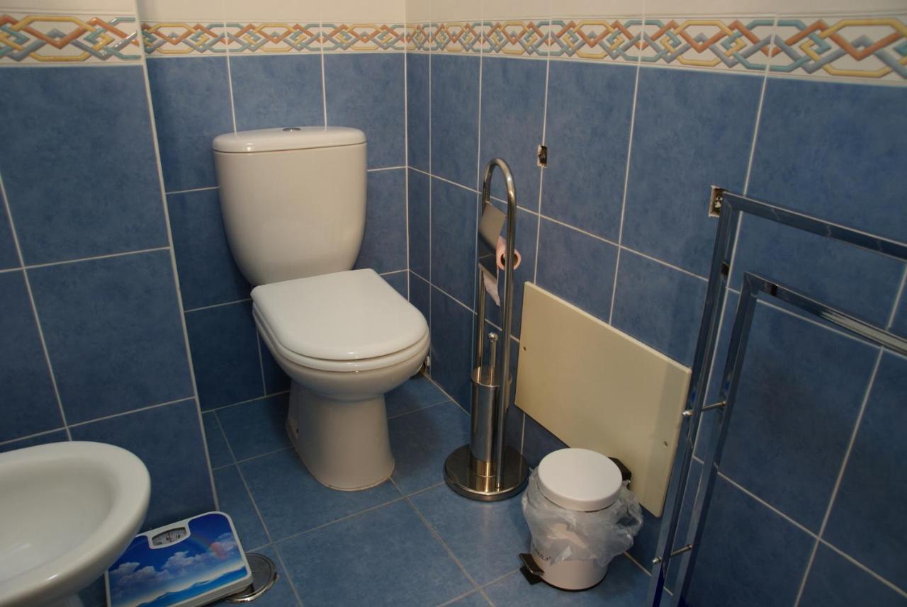 Quartos Confortaveis Em Casa Proximo Ao Mosteiro バターリャ エクステリア 写真