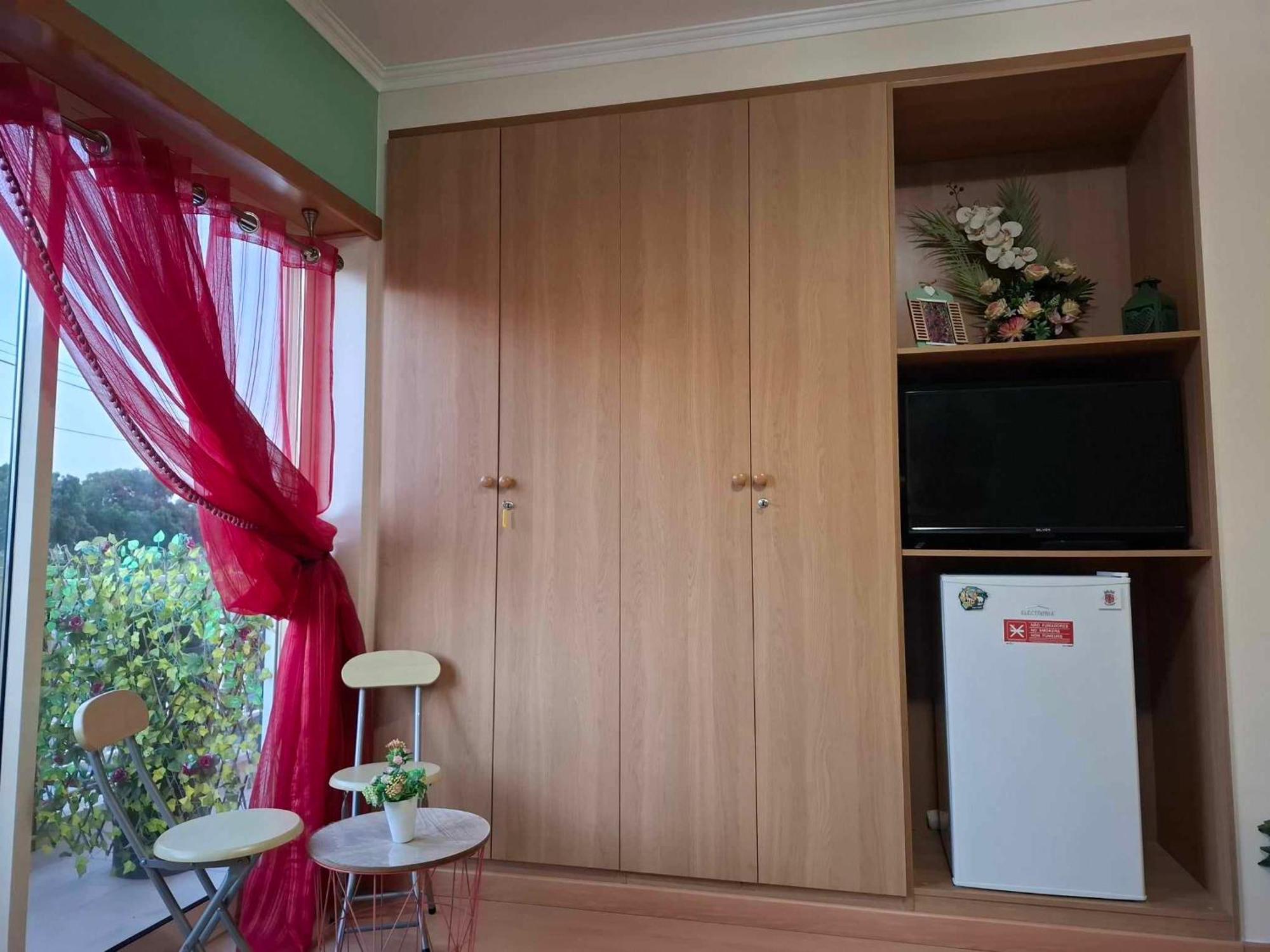 Quartos Confortaveis Em Casa Proximo Ao Mosteiro バターリャ エクステリア 写真